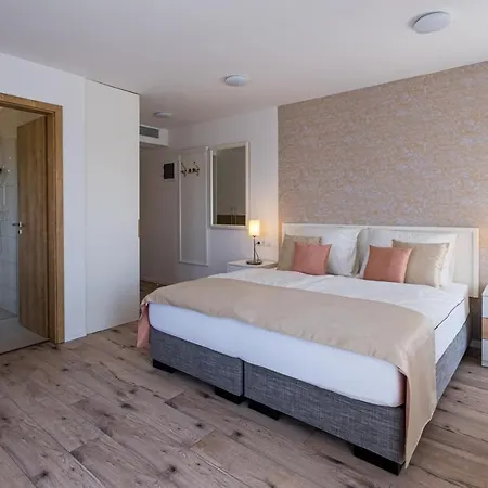 Fuered Centrum Panzio 4* Balatonfüred