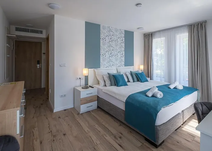 Füred Centrum Panzió Panzió 4*